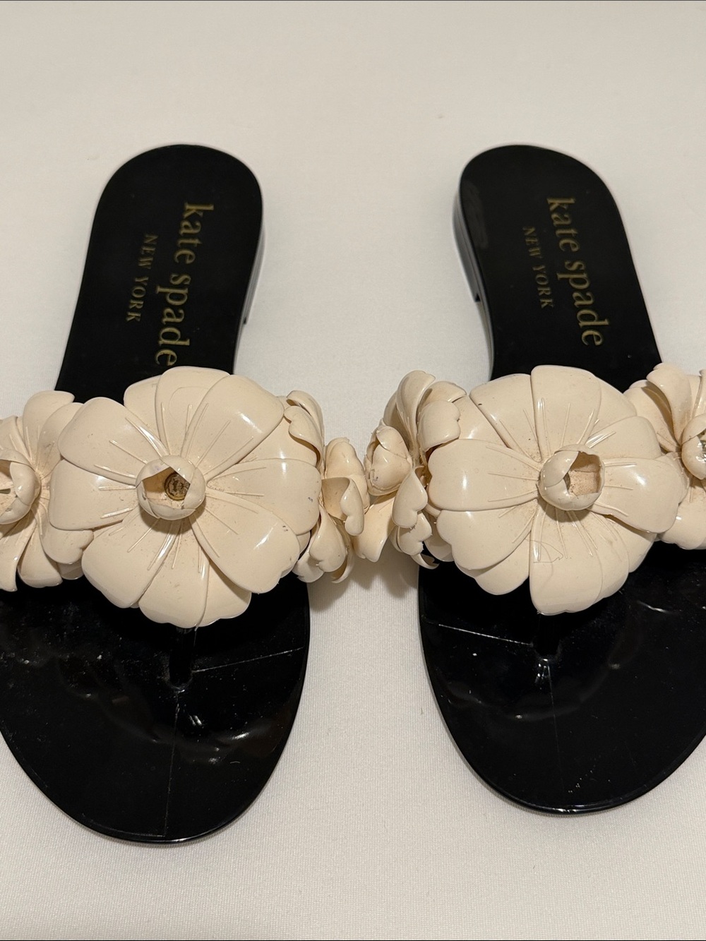 Kate Spade New York Women's Jaylee Flip flops Flat Sandals Black , Size 10 - Picture 2 of 9